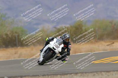 media/Sep-10-2022-SoCal Trackdays (Sat) [[a5bf35bb4a]]/Turn 6 (1140am)/